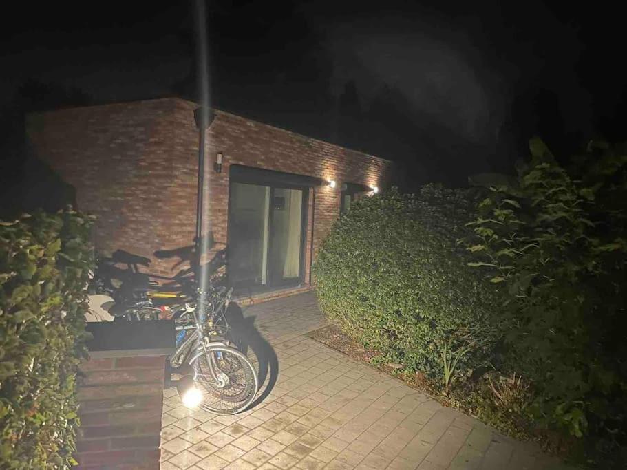 Prachtig Guesthouse Met Gratis Parkeren Маасмехелен Экстерьер фото