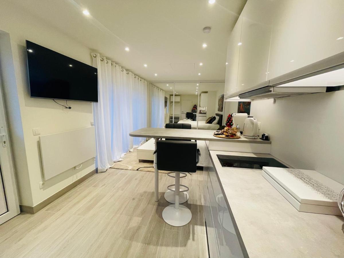 Prachtig Guesthouse Met Gratis Parkeren Маасмехелен Экстерьер фото